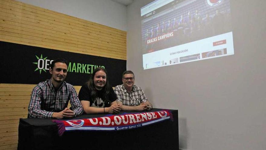 Luis Estévez, Rubén Conde y Damián Domínguez, ayer, en la presentación de la web unionista. // J.Regal