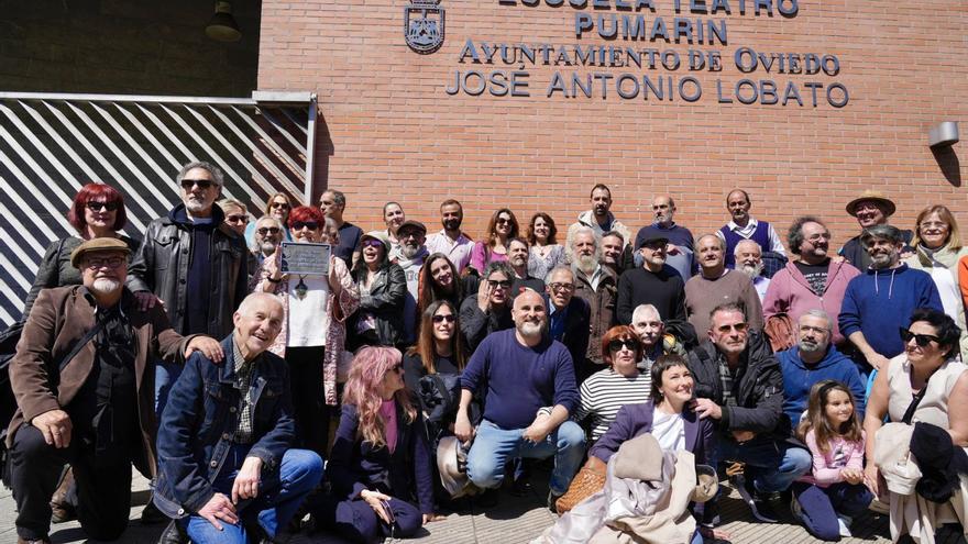 El actor asturiano José Antonio Lobato, corazón tan grande, ya da nombre a la escuela-teatro de Pumarín en Oviedo