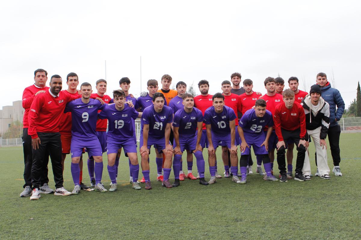 El equipo de fútbol 11 masculino de la Universitat Jaume I, campeón autonómico.