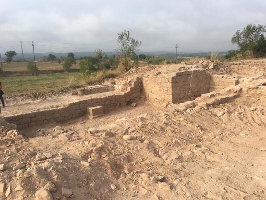 Restes arqueològiques trobades als plans de Santa Caterina