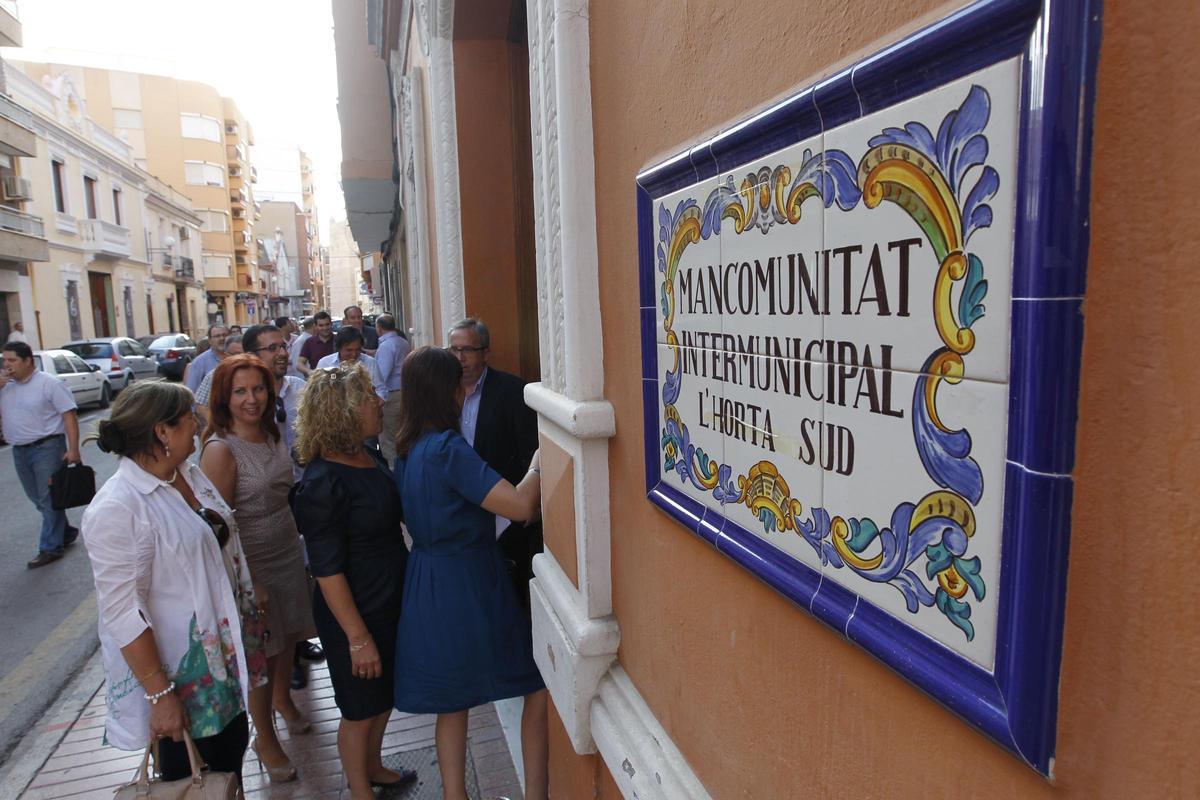 Entrada a la sede de la Mancomunidad de l'Horta Sud