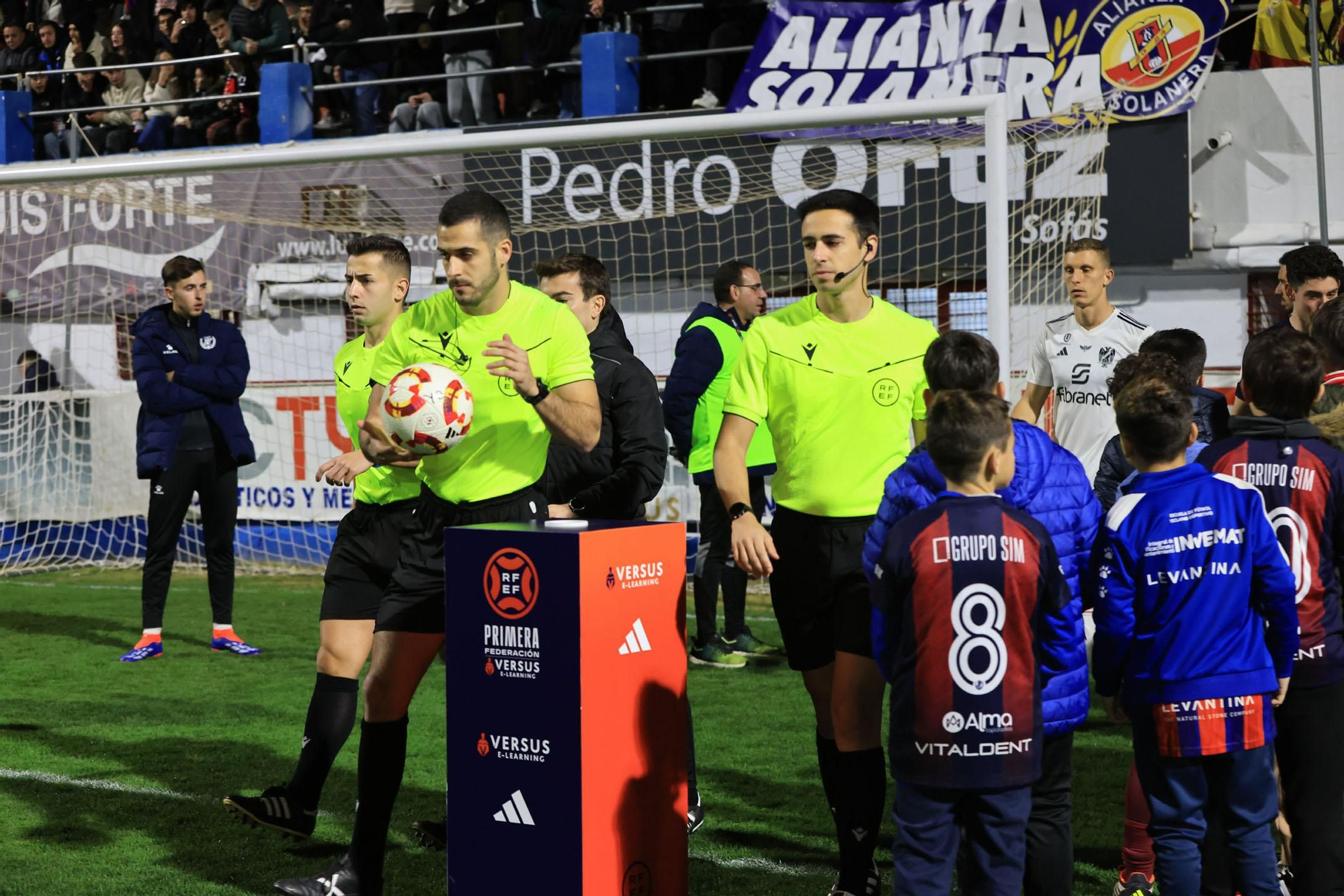 El derbi regional entre el Yeclano Deportivo y el Real Murcia, en imágenes