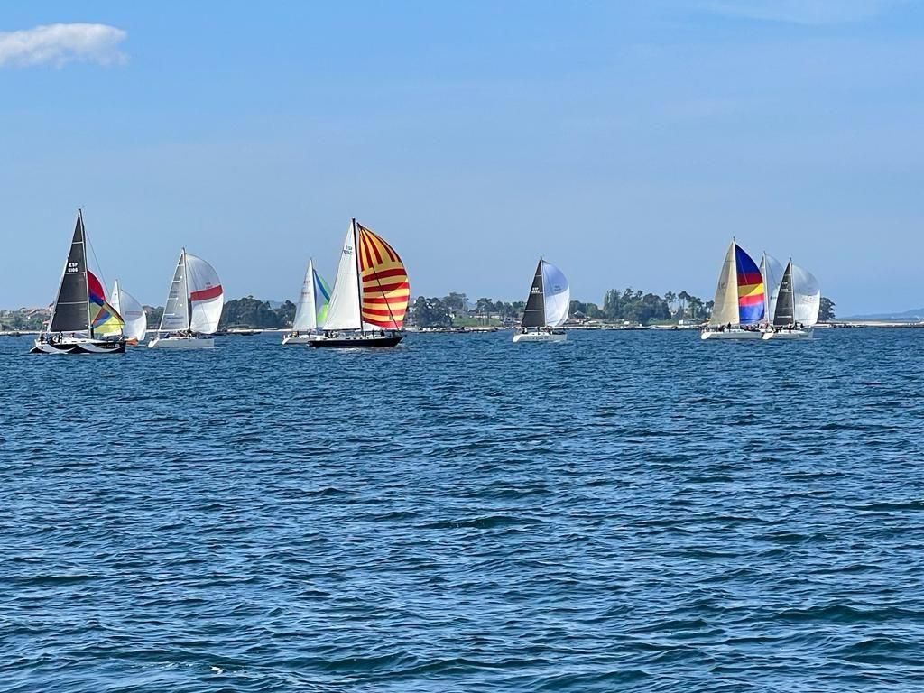 Participantes en la XXVII Regata Almirante Rodríguez Toubes de cruceros.