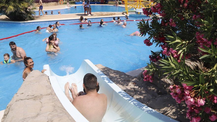 El PSOE de Córdoba exige dotar de piscinas públicas los barrios de Fátima, Valdeolleros y El Naranjo