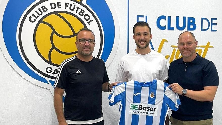 Rubén Bella ya ha sido presentado como jugador del CF Gandia
