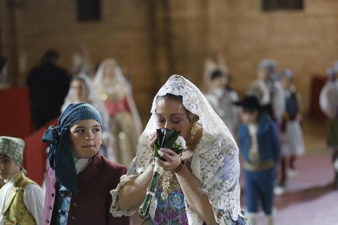 Todas las fotos de la ofrenda del 17 de marzo por la calle San Vicente hasta las 23:30 horas