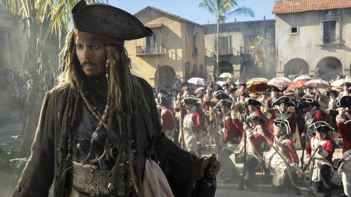 Johnny Depp, en un fotograma de 'Piratas del Caribe: la venganza de Salazar'.