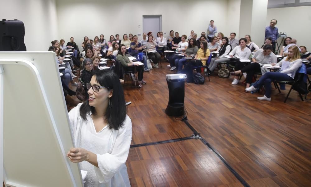 El II Foro de Educación de FARO impulsa arrancó este viernes // R. Grobas / Paula Fariña