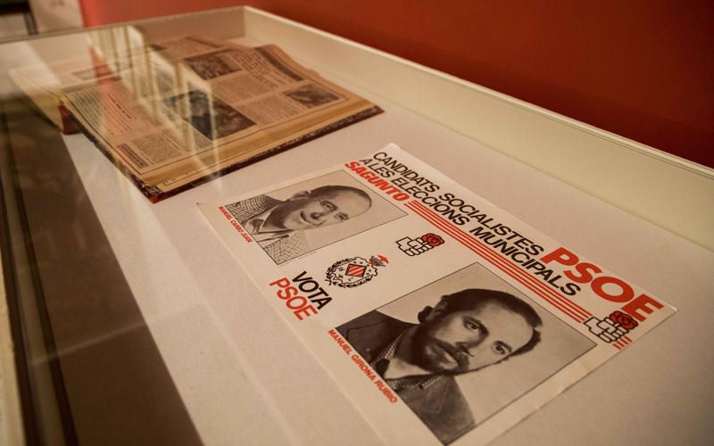 Exposición "40 años de ayuntamientos democráticos" en la Diputación de València