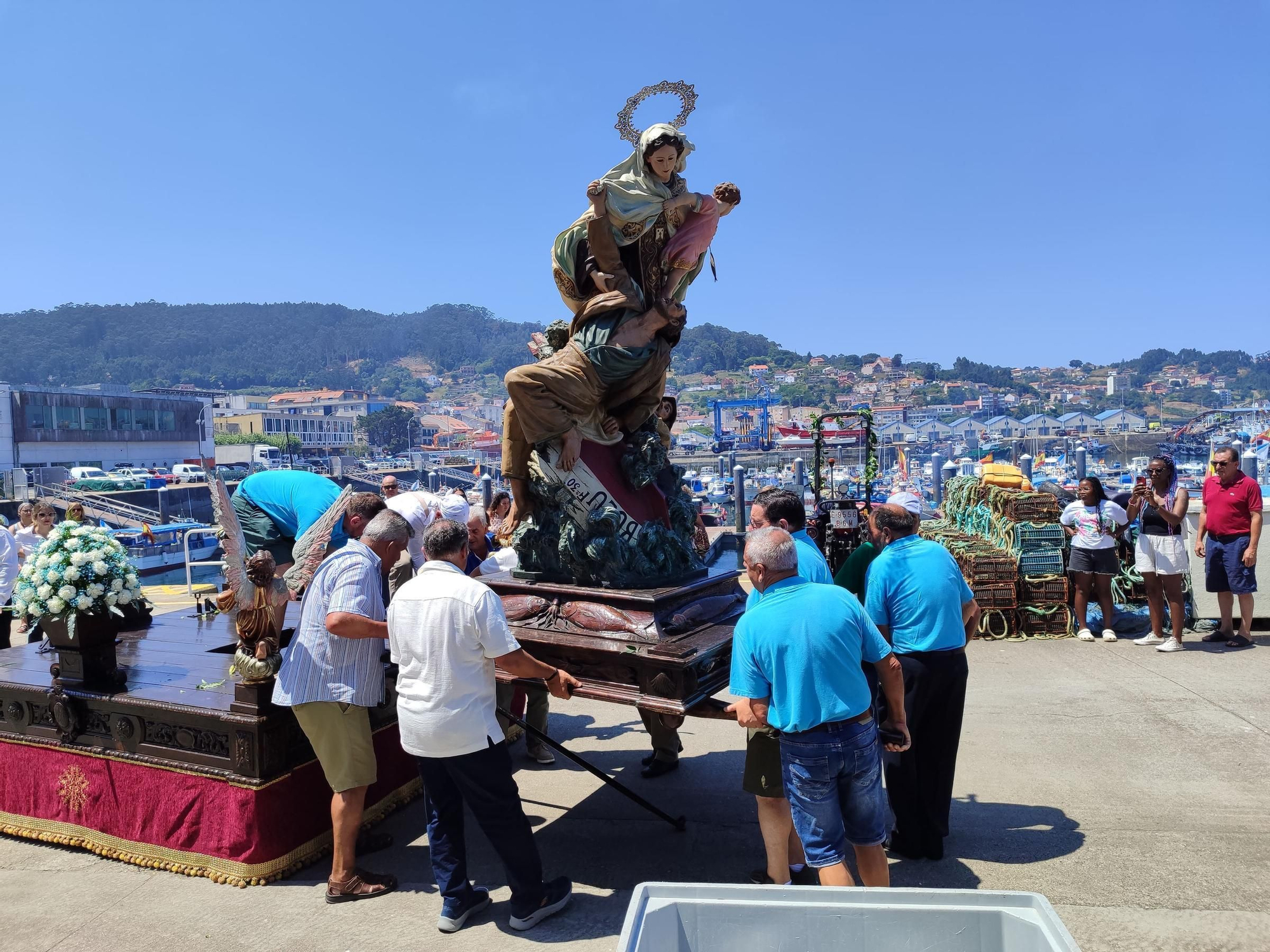 Devoción en Bueu por la Reina de los Mares