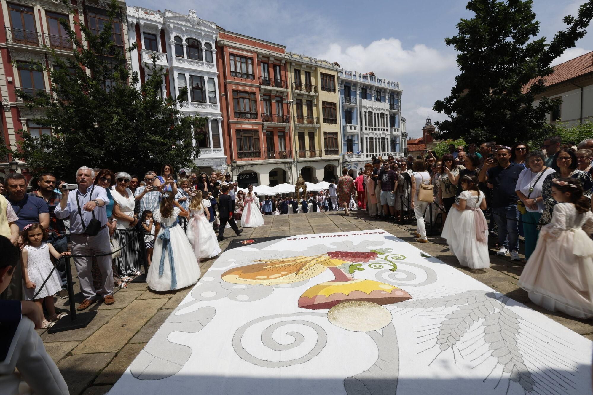 En imágenes: Así fue la celebración del Corpus Christi en Avilés