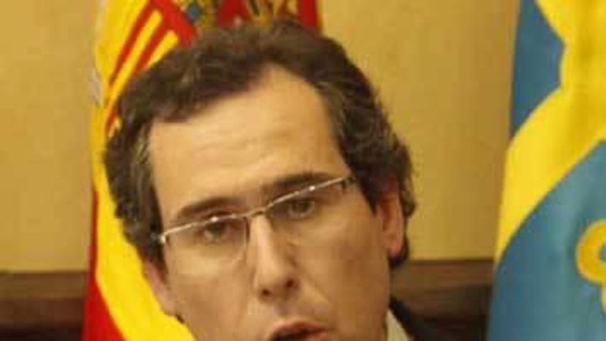 Fernando Couto.