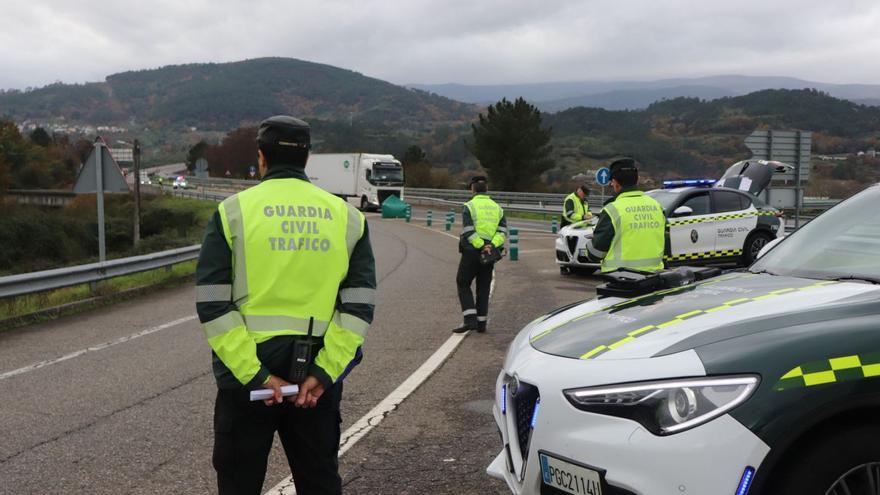 Control de alcohol y drogas en Ribadavia. |   // FERNANDO CASANOVA