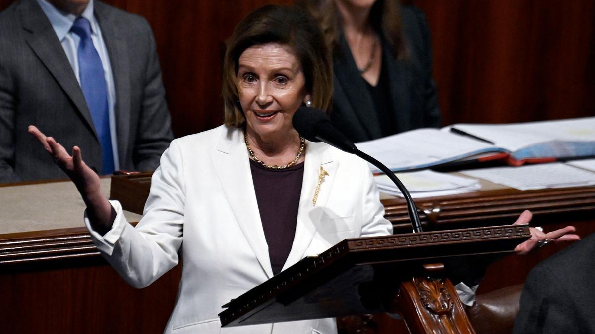 Nancy Pelosi deja el liderazgo de los demócratas.