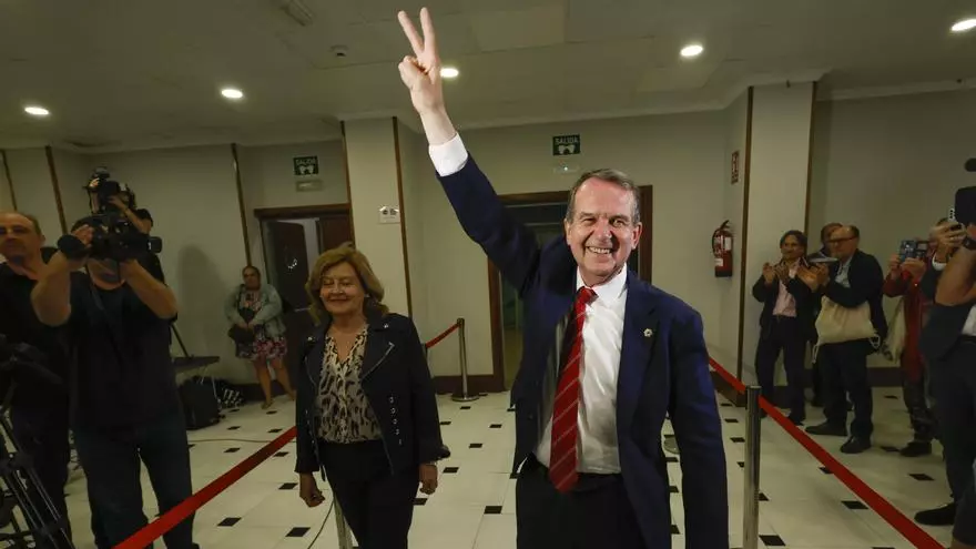 Caballero celebra el triunfo electoral