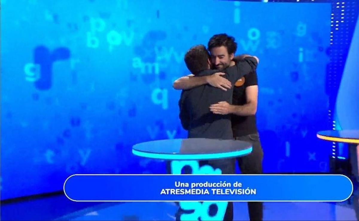 Pasapalabra: Rafa felicita a Orestes tras ganar el rosco.