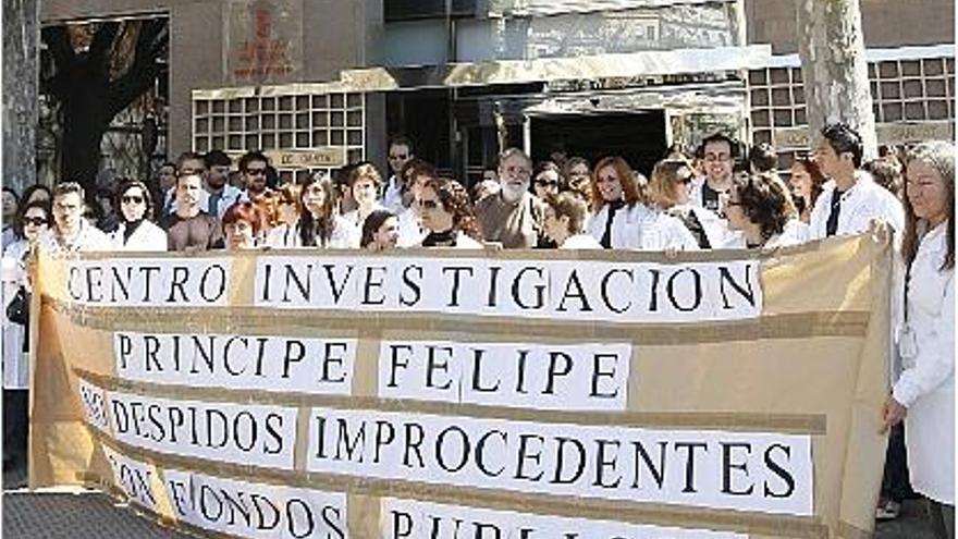 Protesta de los científicos del Centro de Investigación Príncipe Felipe del pasado mes de abril.