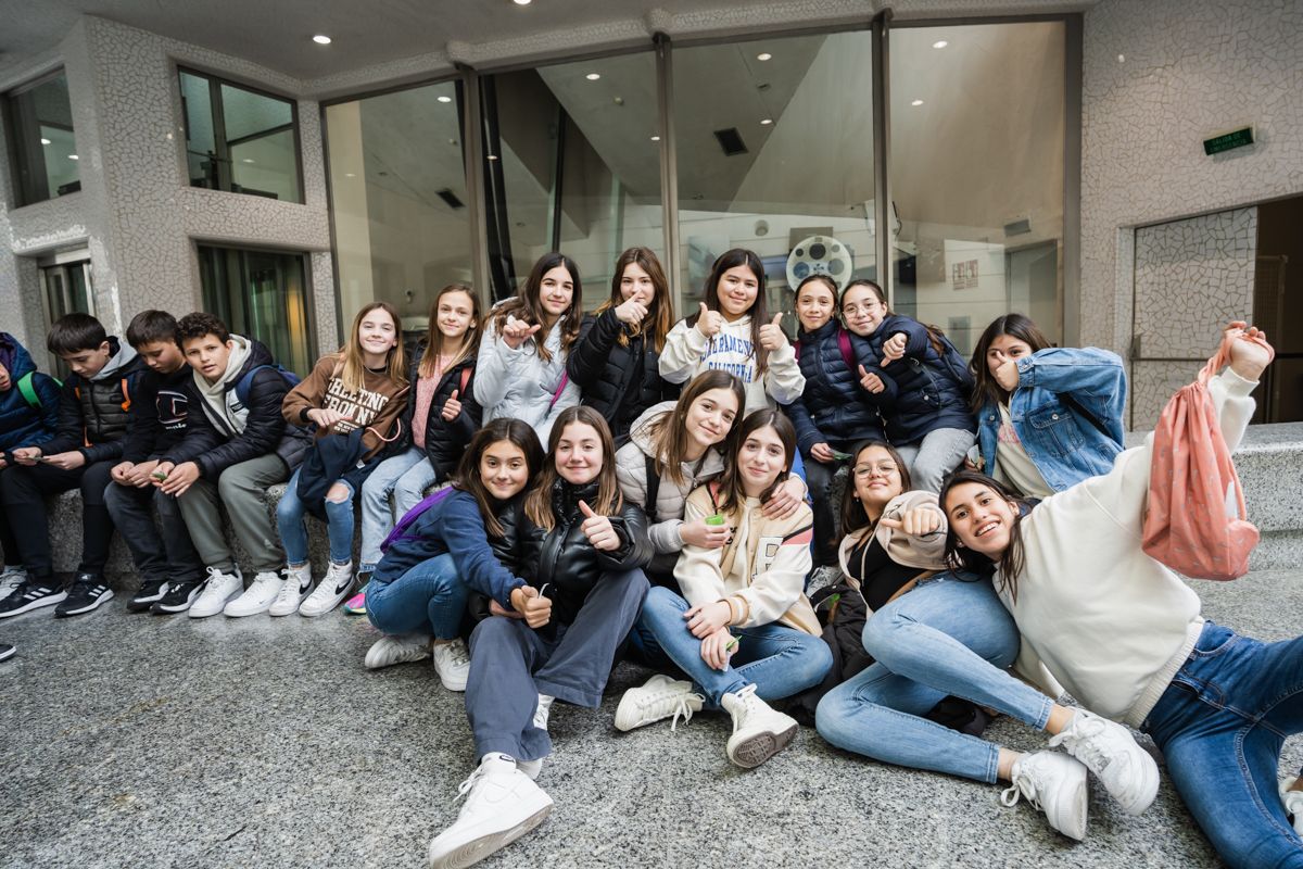 El colegio HHDC de Tavernes de la Valldigna visita la Ciutat de les Arts i les Ciències