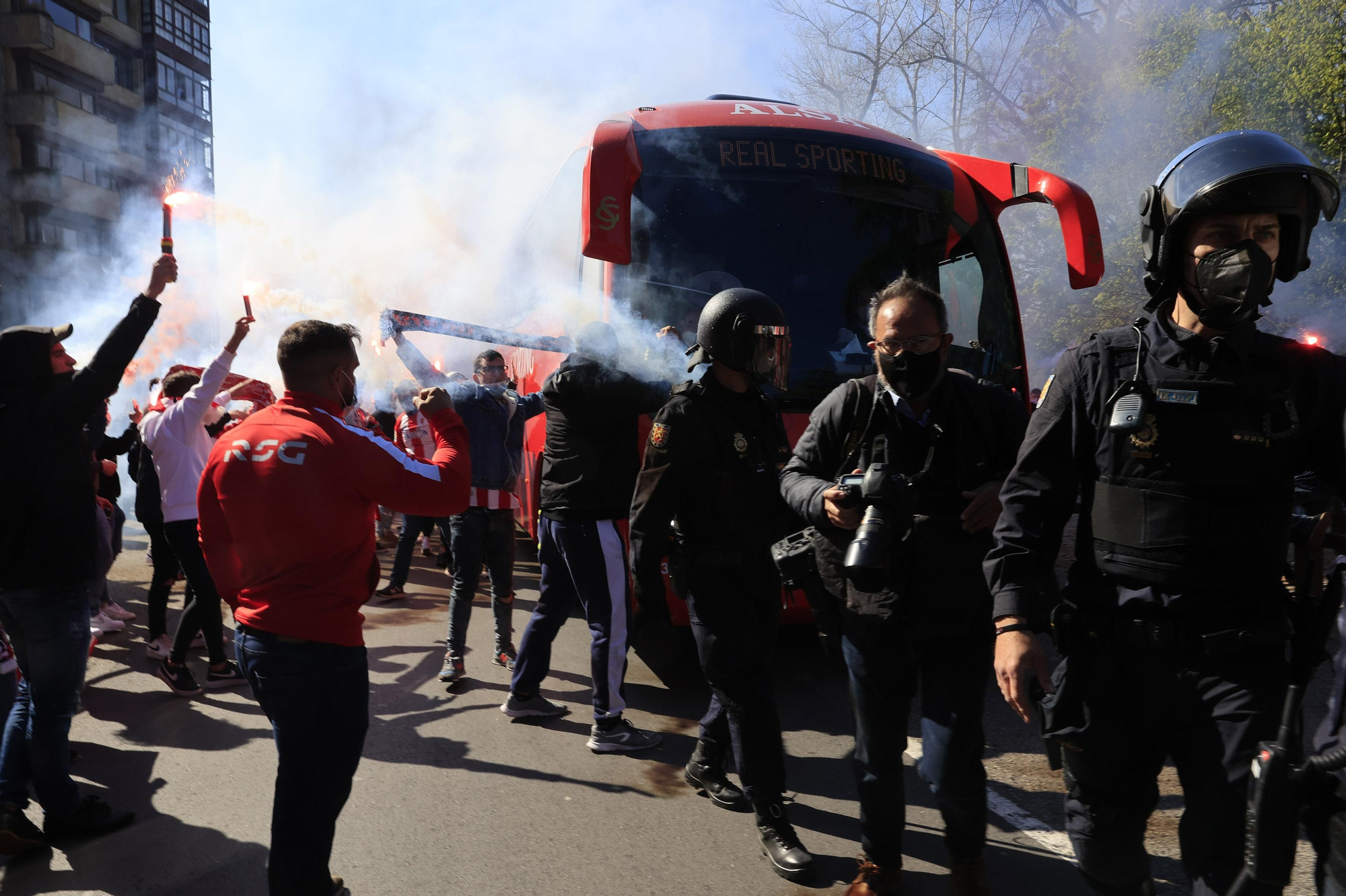 Así fue la llegada del Sporting al Molinón