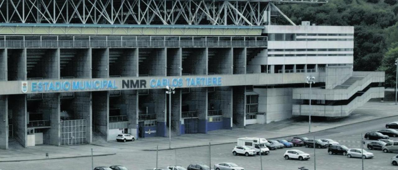 Recreación del nuevo nombre del Carlos Tartiere en la fachada principal del estadio azul.