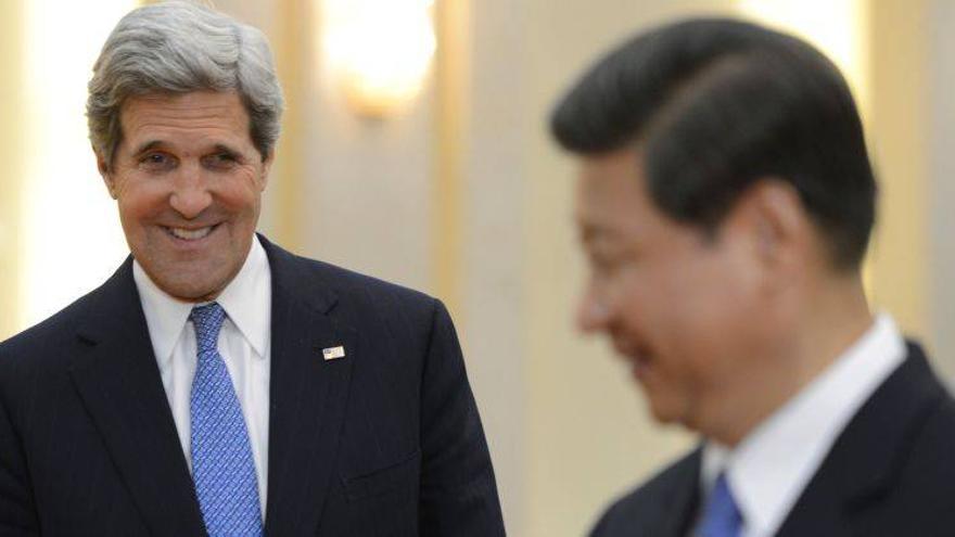 John Kerry se reúne con Xi Jinping en medio de crisis en la península coreana