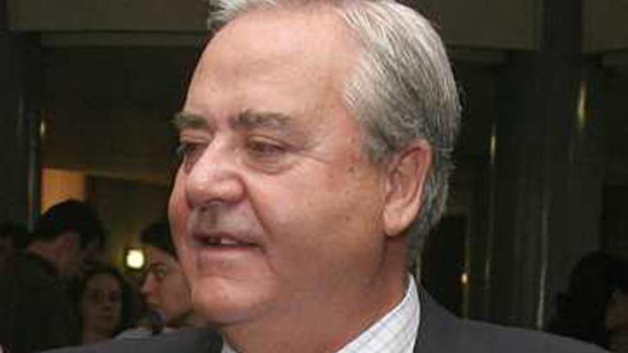 Luis Díaz Alperi.