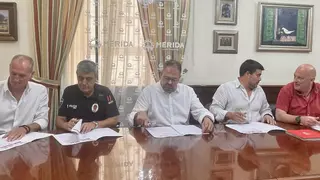 El Ayuntamiento de Mérida abonará 2,1 millones en subidas salariales de los funcionarios