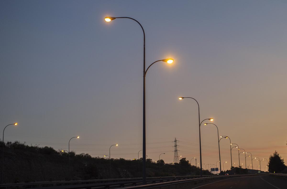 El precio de luz desciende este domingo un 4,4%.