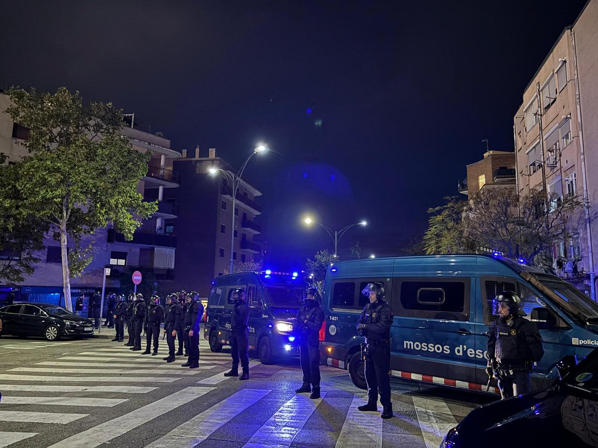 Amplio despliegue policial en Sabadell por el acto de Vox