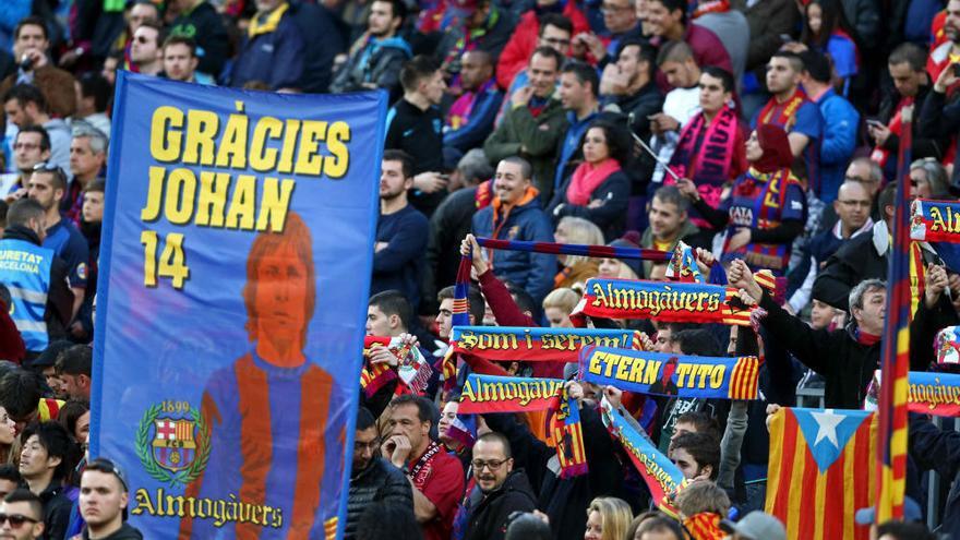 Homenaje a Johan Cruyff en el Camp Nou