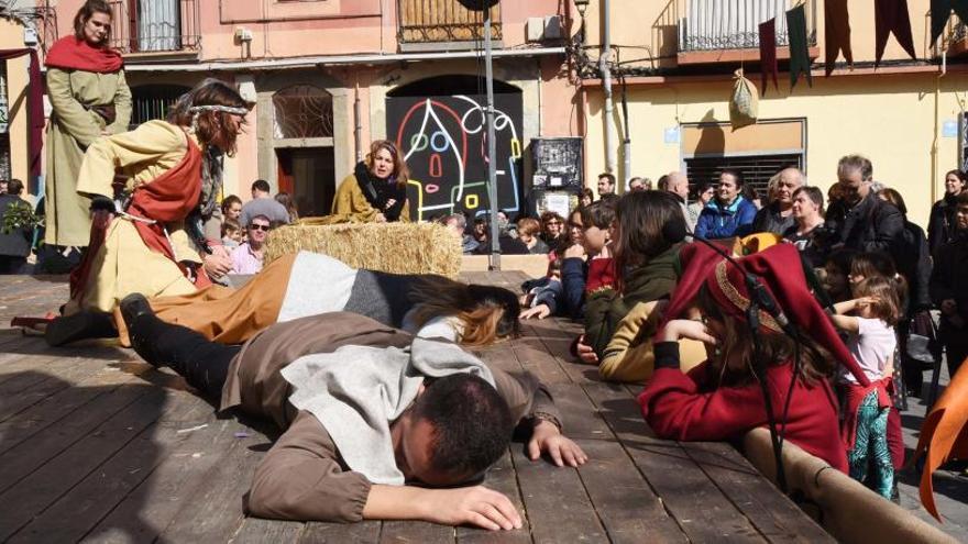 Una de les actuacions a la plaça Gispert.