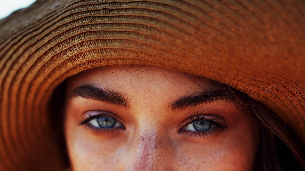 Los mejores autobronceadores faciales que prolongarán tu bronceado natural