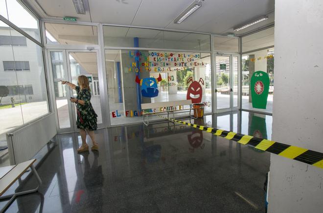 Profesores vigilarán los exámenes en los institutos de la provincia de Alicante en imágenes de archivo