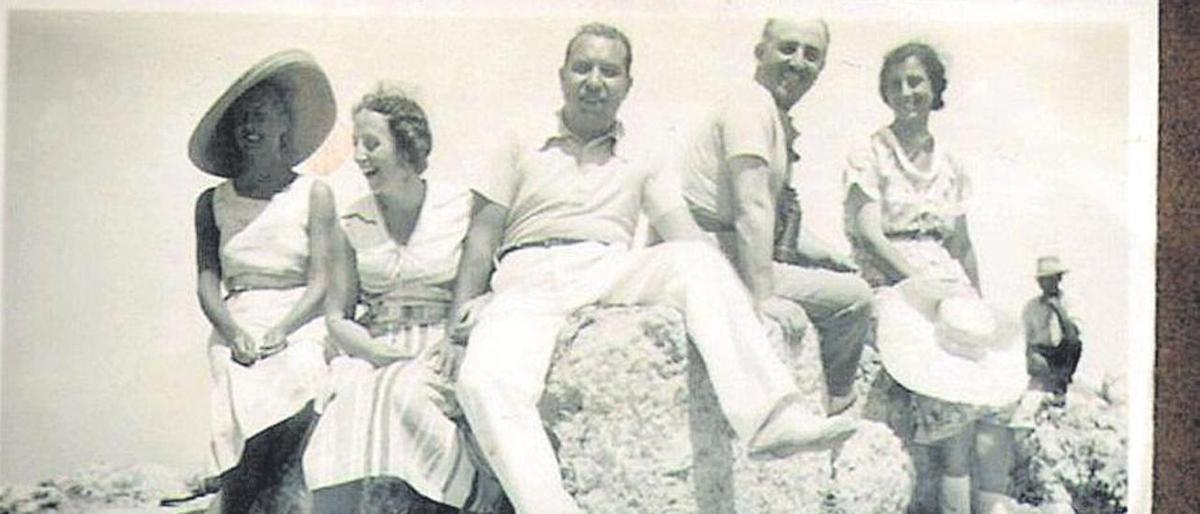 Una foto de Franco permet descobrir un jaciment prehistòric a Mallorca