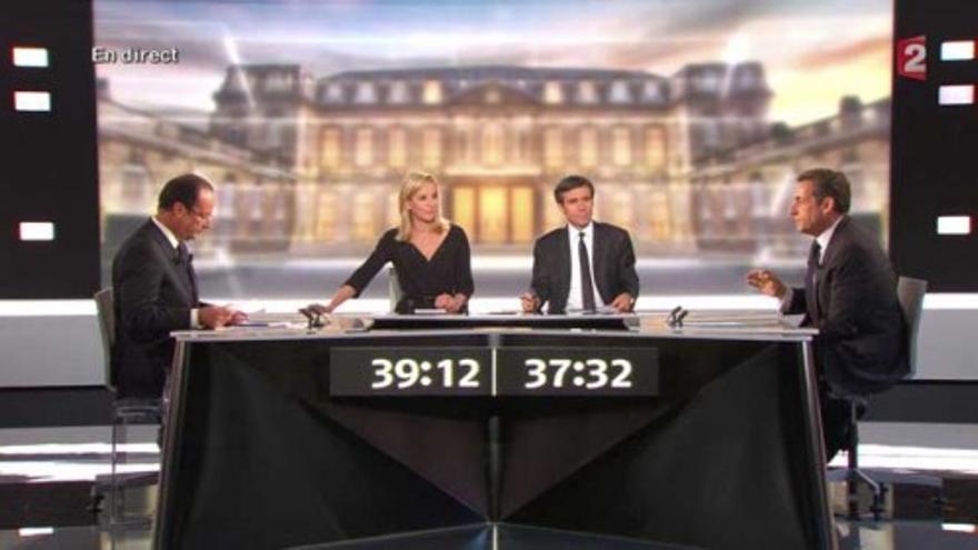 Hollande se impone en el debate frente a Sarkozy