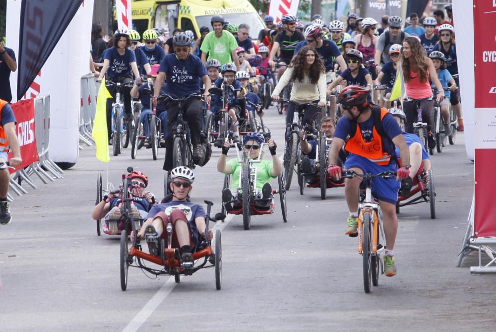 Cycling No Limit Travel Cicloturista i sortida de la Festa del Pedal del GEiEG