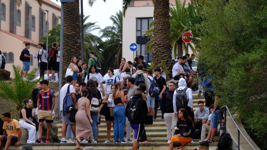 La mitad del alumnado volvería a elegir la ULPGC frente al 30% que la descarta