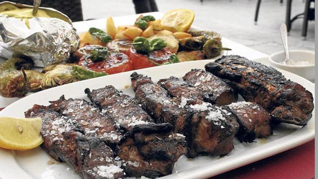 Sa Fàbrica, lentamente a la brasa