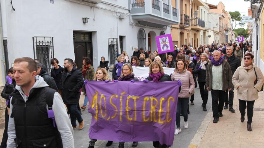 Marcha contra la violencia machista en Rocafort
