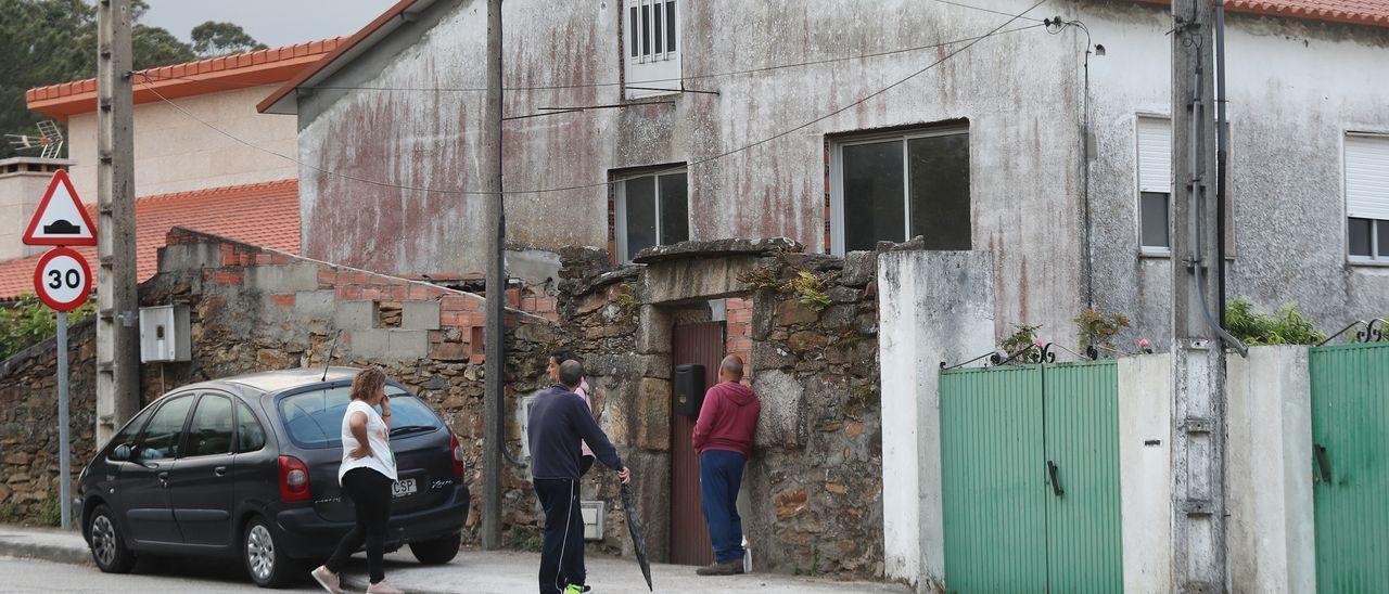 La casa donde murió la niña, en Bembrive. /  RICARDO GROBAS