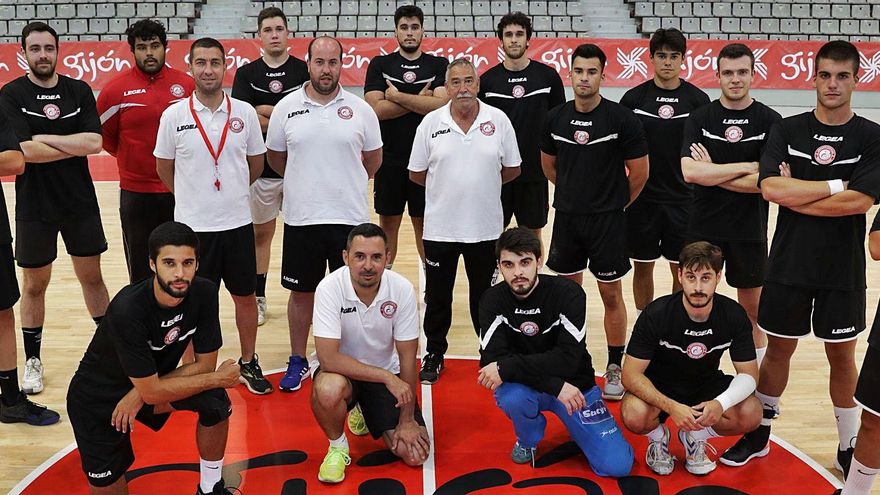 Mantener la base y dos fichajes expertos, la receta del Finetwork para estar en la zona alta de Primera de Balonmano