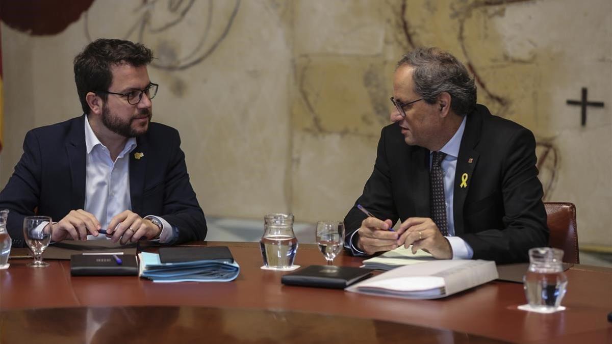 El vicepresidente del Govern, Pere Aragonès, junto al 'president', Quim Torra.