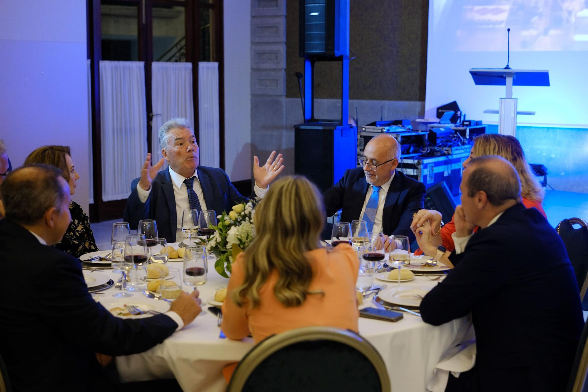 Cena del Club Voleibol Guaguas en el Hotel Santa Catalin