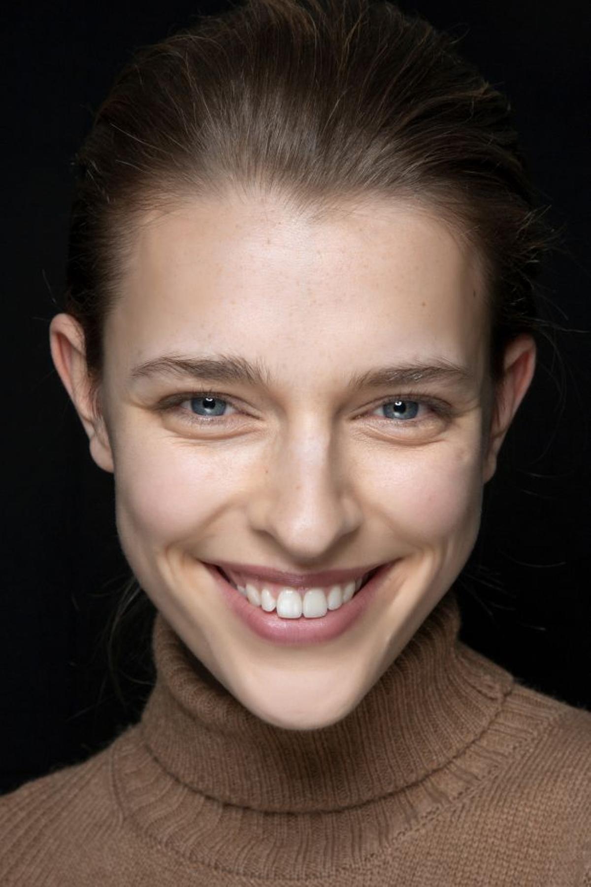 Modelo sonriendo