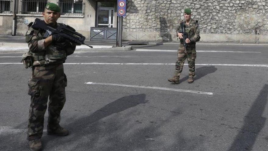 Un hombre mata con un cuchillo a dos personas en Marsella antes de ser abatido