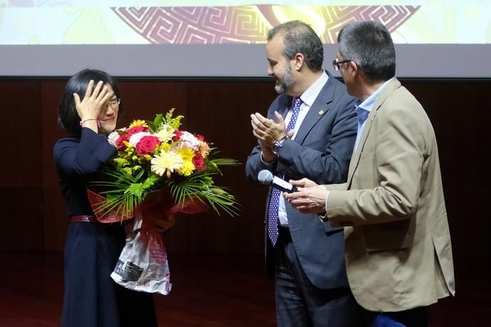 Las Palmas de Gran Canaria . El rector de la Universidad de Las Palmas de Gran Canaria, Rafael Robaina, asiste a la gala con la que el Instituto Confucio de la institución celebra el Año Nuevo Chino, que en esta ocasión festejará el advenimiento del año de la rata, animal que simboliza el ingenio y la chispa en el zodiaco chino  | 31/01/2020 | Fotógrafo: José Carlos Guerra