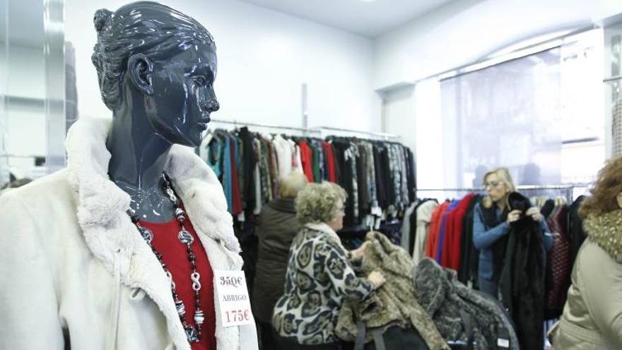 Los zaragozanos gastarán una media de 63 euros en las rebajas de invierno