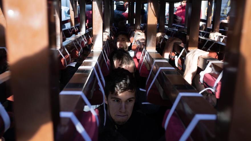 GALERÍA | Ensayo de cargadores del paso de San Juan y Nuestra Señora