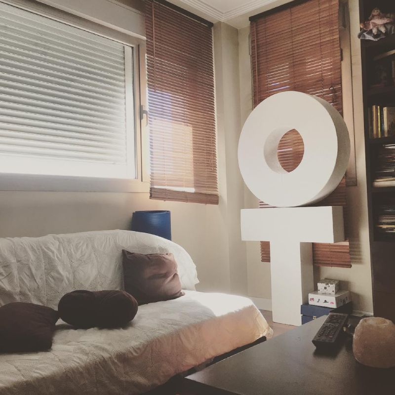 El peculiar mueble de Rosa López en su salón