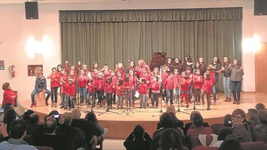 la Escuela de música DA EL CONCIERTO DE NAVIDAD